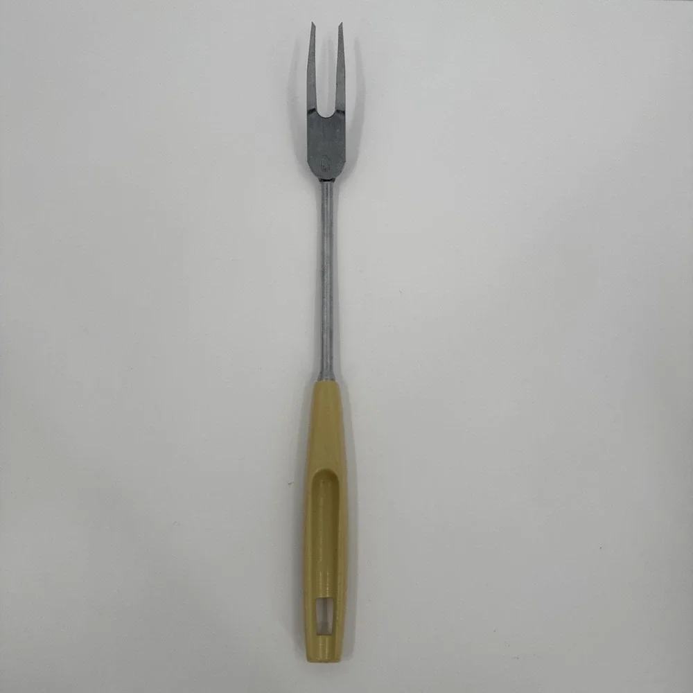 vintage Ekco pastel yellow handle Chrome Plate serving fork meat‎ fork Utensil